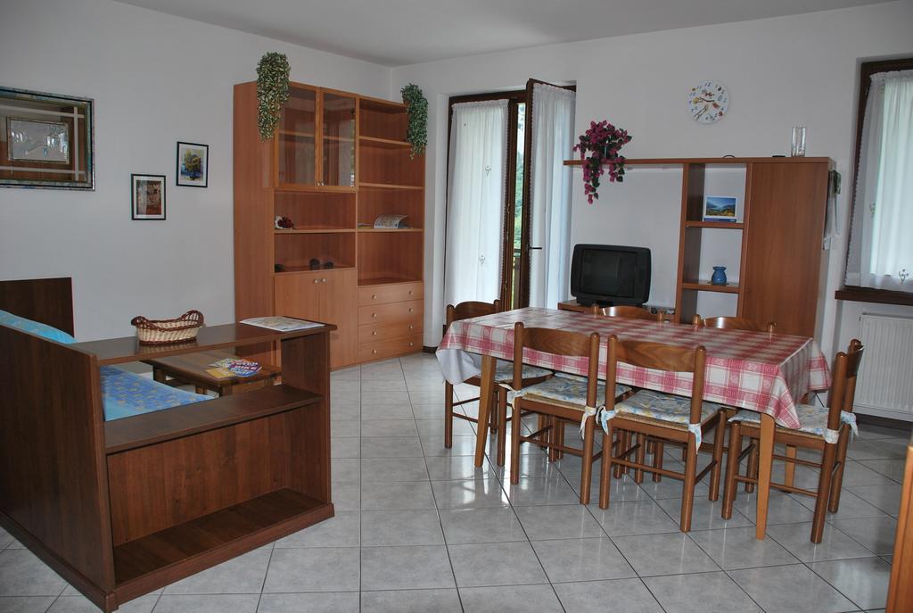 Appartamenti Stanga Ivo Tenno Camera foto