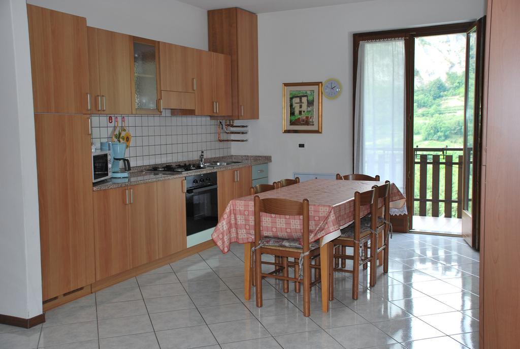 Appartamenti Stanga Ivo Tenno Camera foto