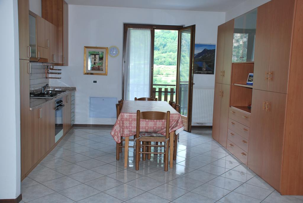 Appartamenti Stanga Ivo Tenno Camera foto